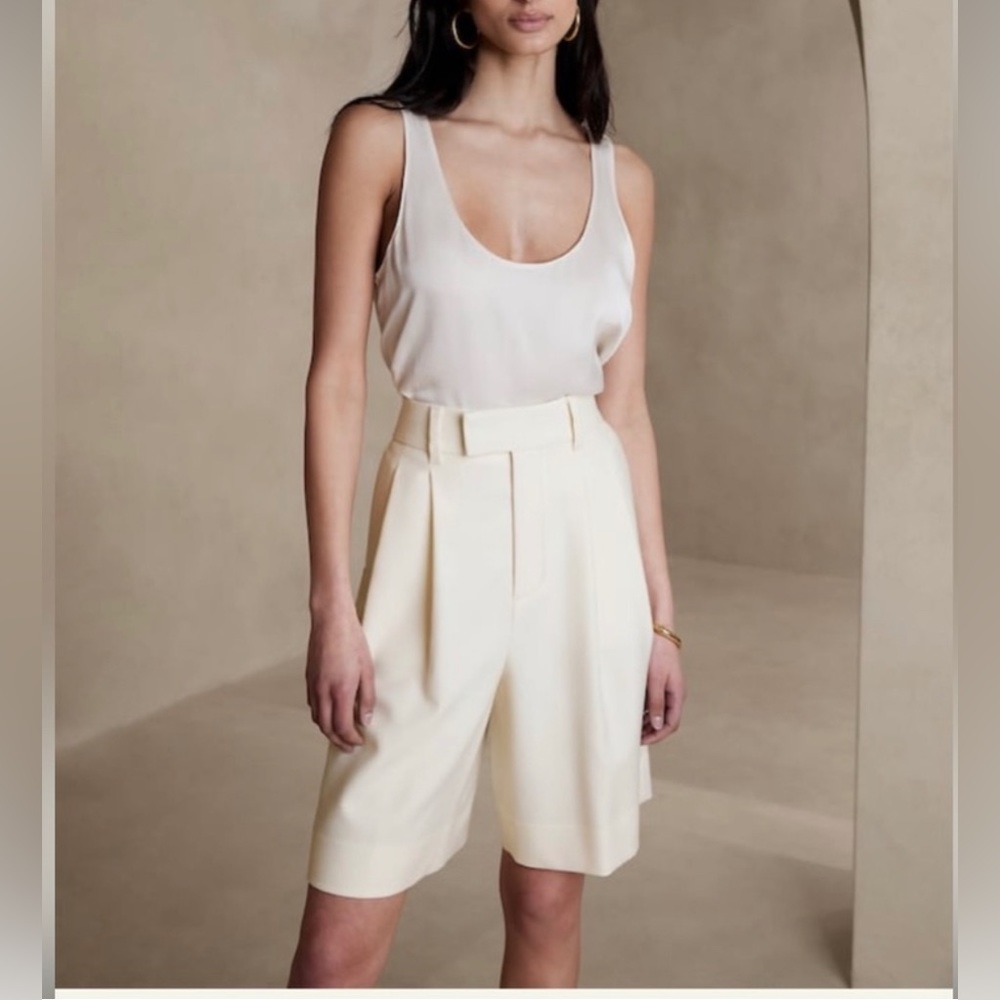 Cream Lido Italian wool Bermuda - Banana Republic NEW